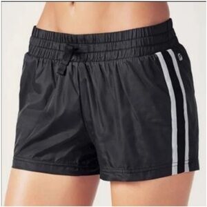 Fabletics Pamela Reflective shorts